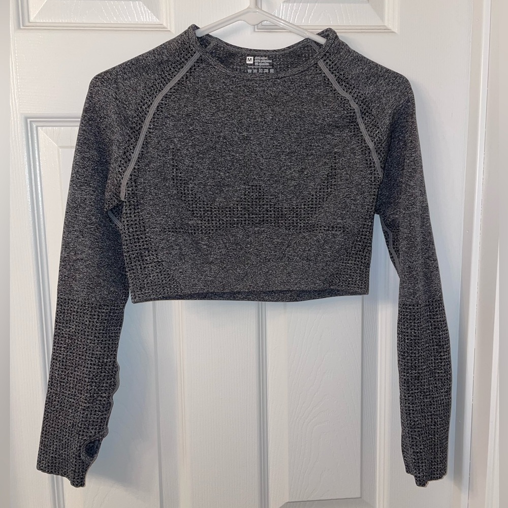 AMAZON GRAY WORKOUT CROP